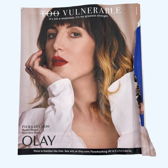 VOGUE SEPT '18 MAGAZINE FEAT. BEYONCE "IN HER OWN WORDS" FLORAL COVER DESIGN - Picture 3 of 4